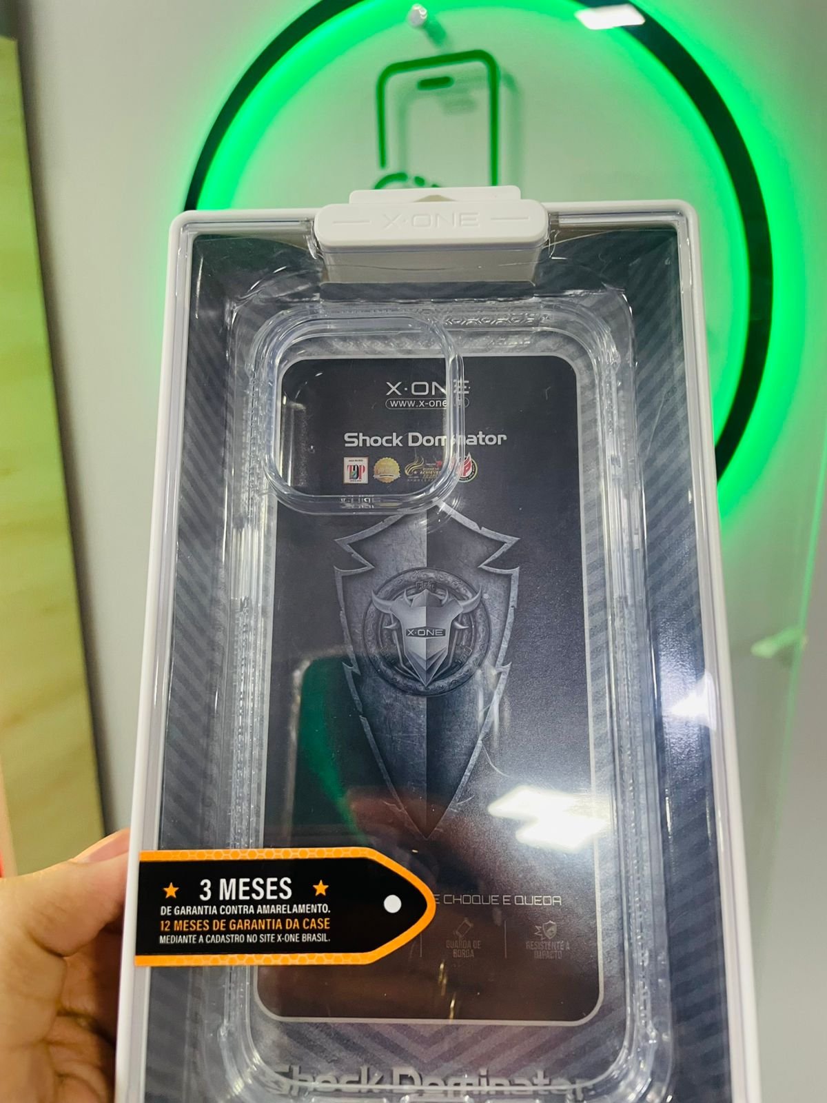 Capa X-One Shock Dominator Pro sem protetor de aro